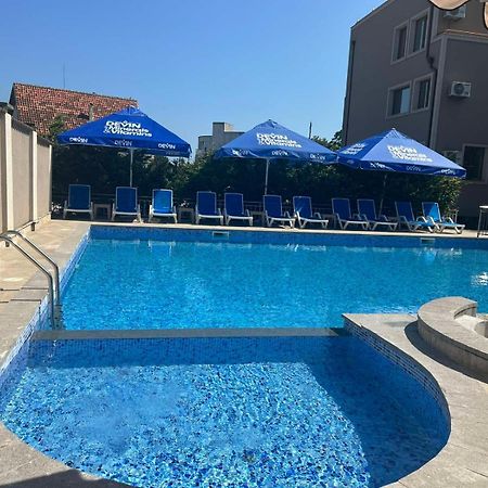 Vemara City Boutique Hotel-Free Parking Varna Ngoại thất bức ảnh