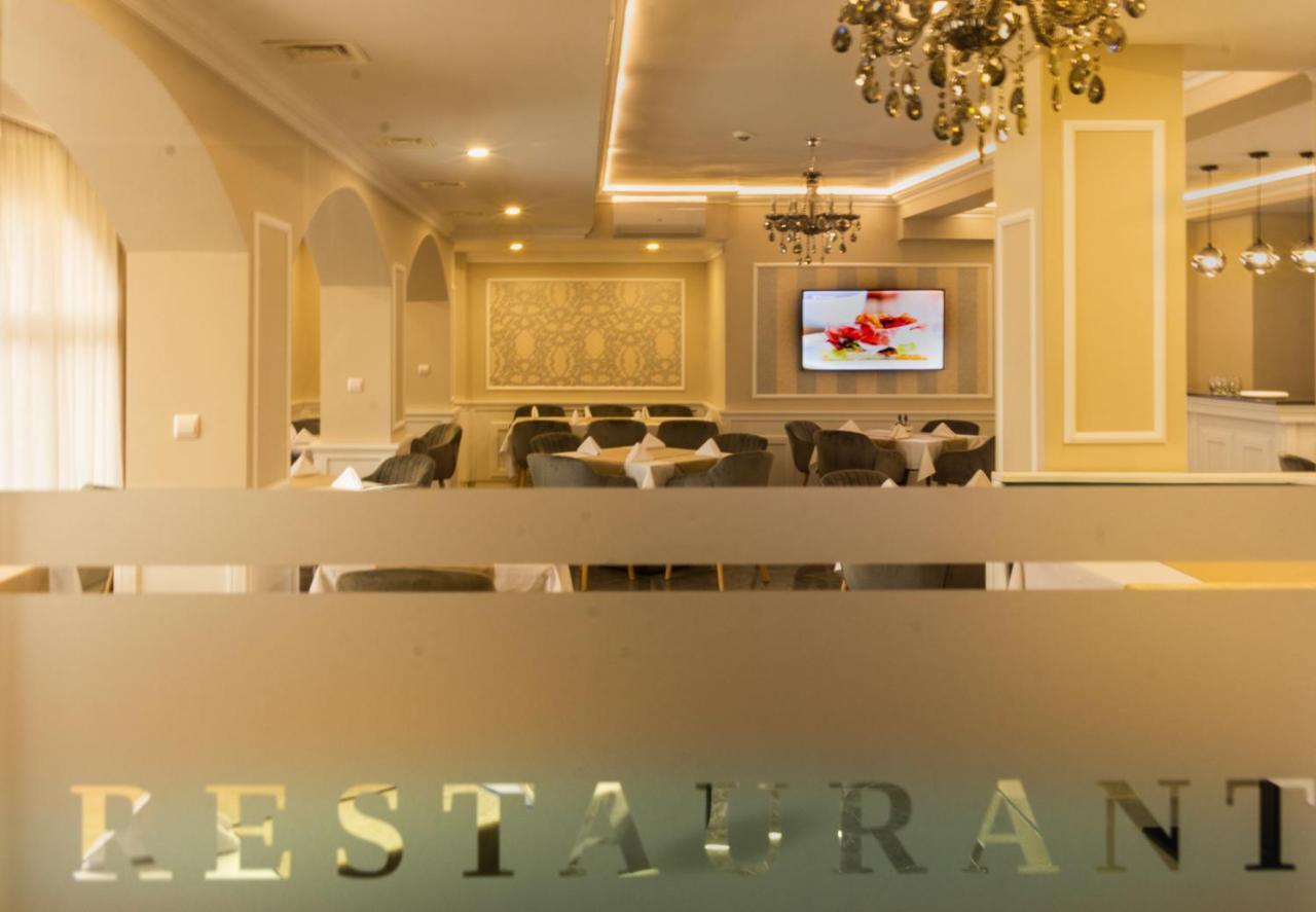 Vemara City Boutique Hotel-Free Parking Varna Ngoại thất bức ảnh