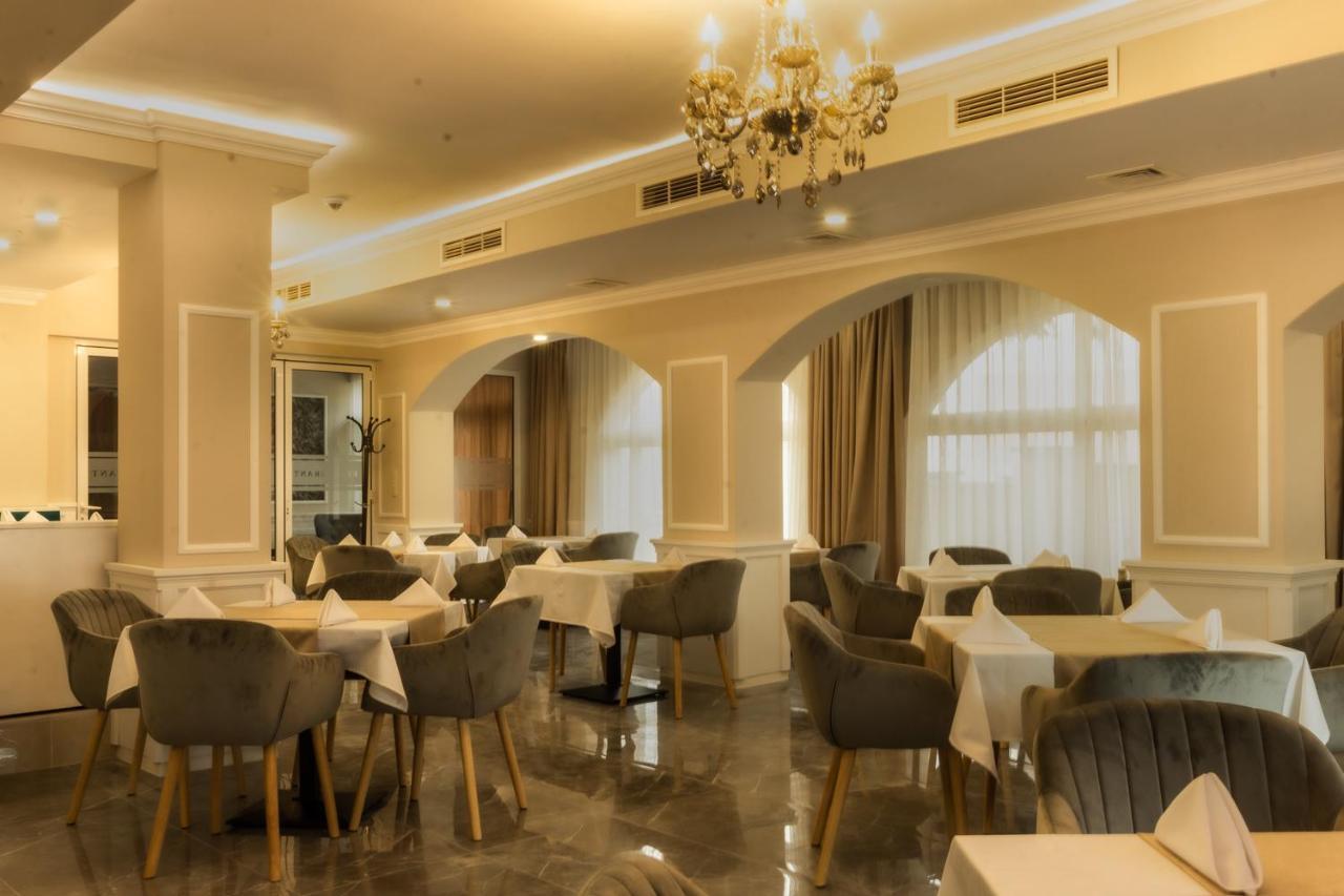 Vemara City Boutique Hotel-Free Parking Varna Ngoại thất bức ảnh