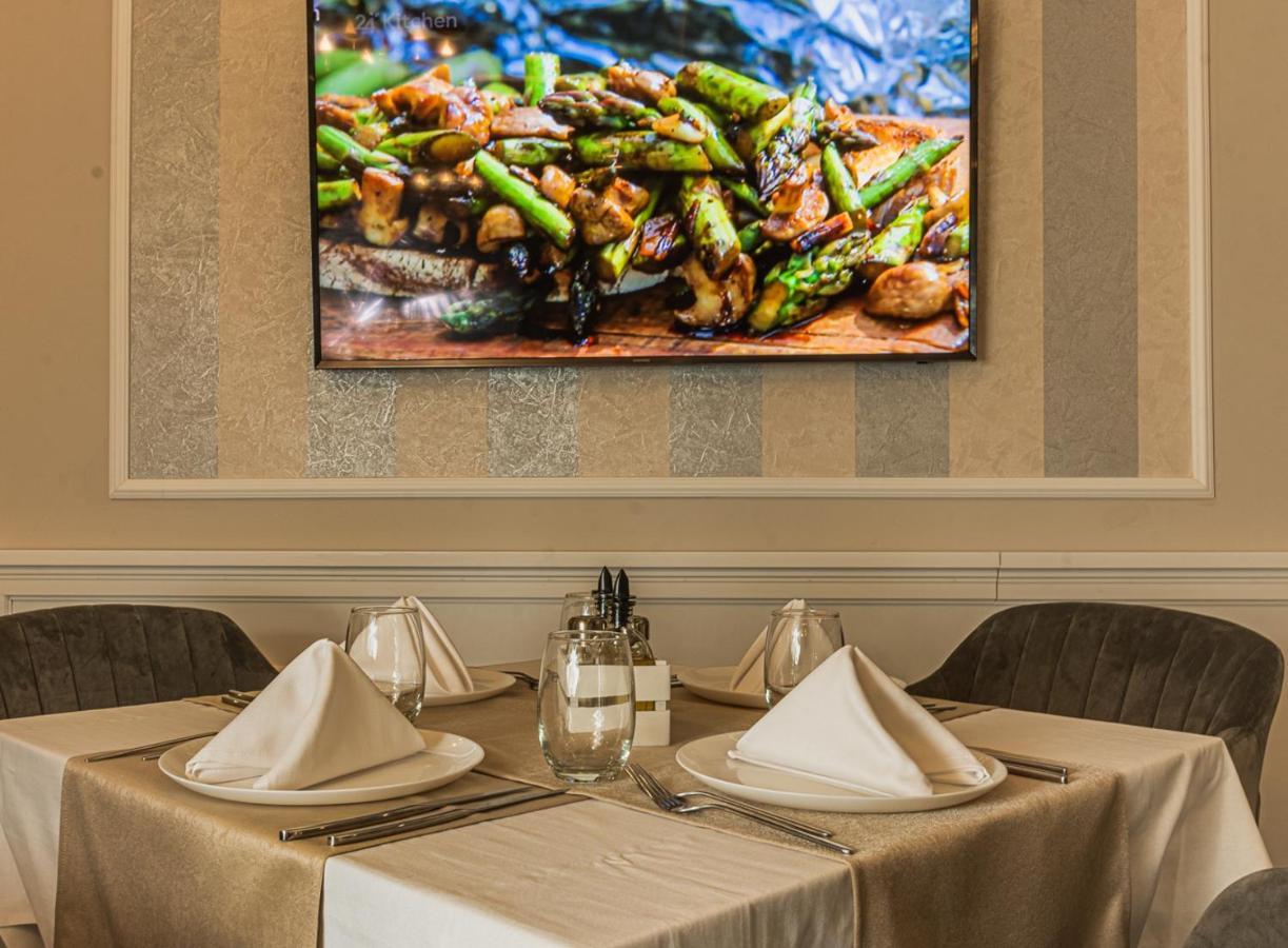 Vemara City Boutique Hotel-Free Parking Varna Ngoại thất bức ảnh