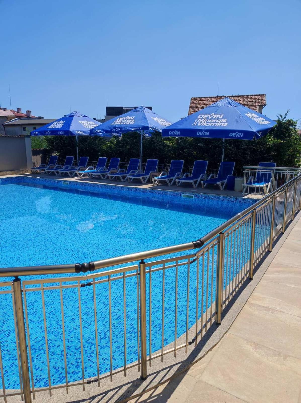 Vemara City Boutique Hotel-Free Parking Varna Ngoại thất bức ảnh